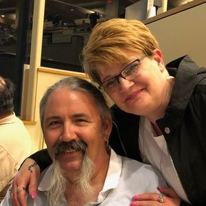 Meet your Posher, Carrie